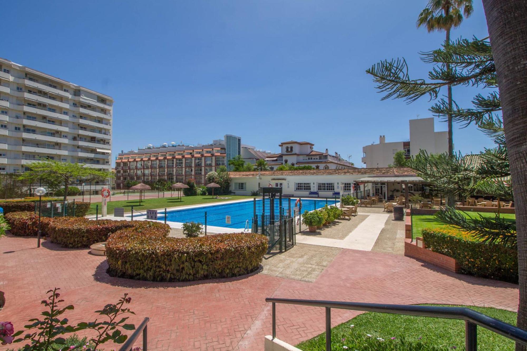 Carihuela Palace 417 By Ivi Real Estate Torremolinos Zewnętrze zdjęcie