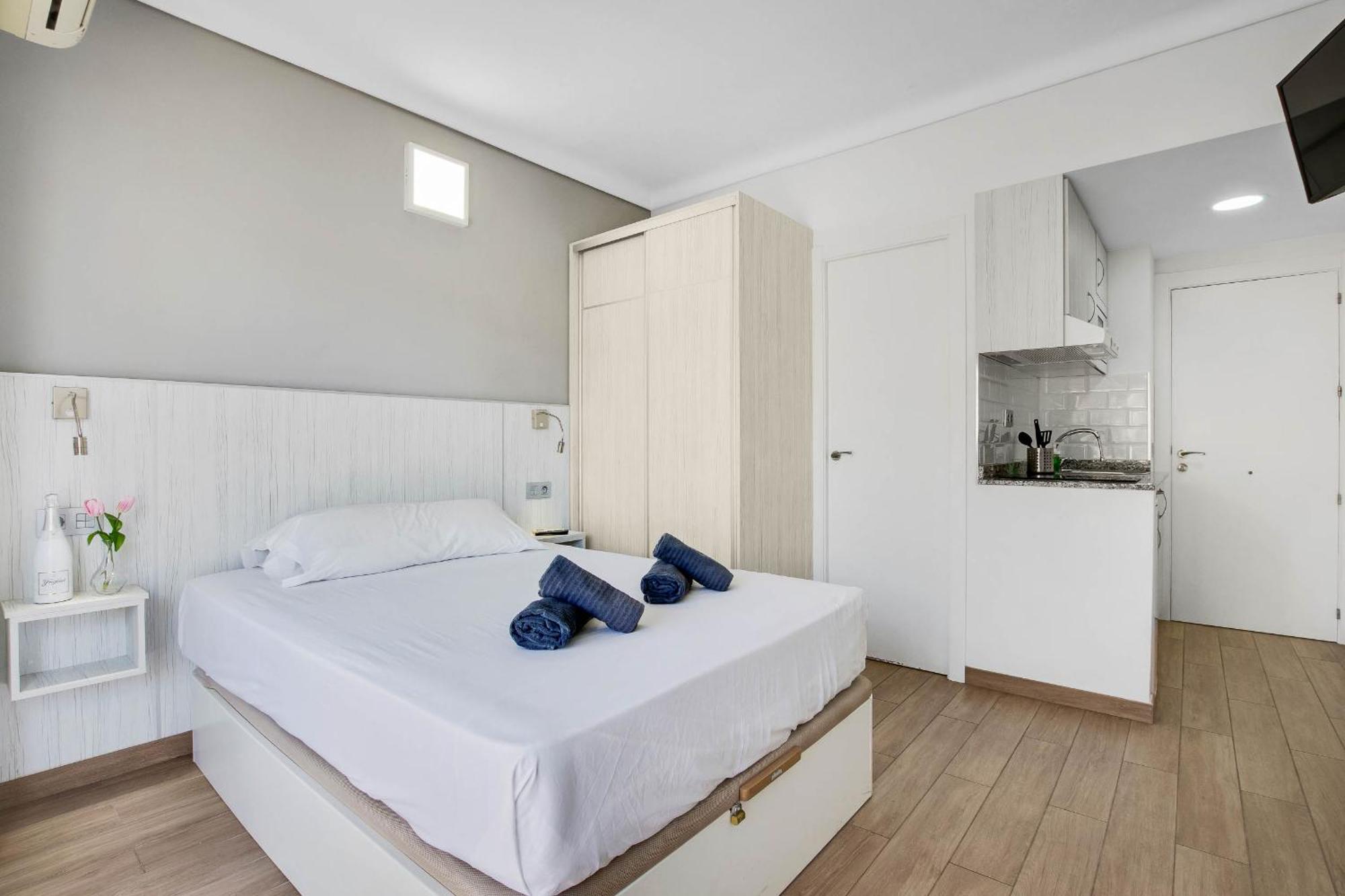 Carihuela Palace 417 By Ivi Real Estate Torremolinos Zewnętrze zdjęcie