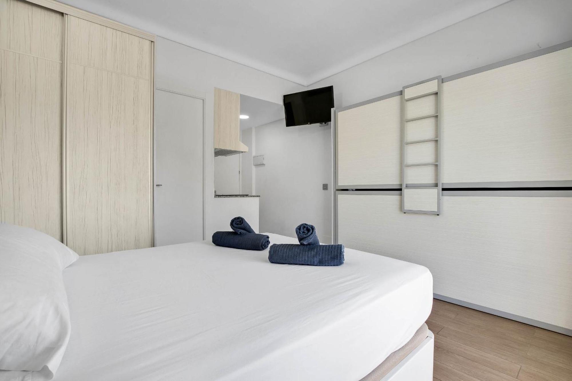 Carihuela Palace 417 By Ivi Real Estate Torremolinos Zewnętrze zdjęcie